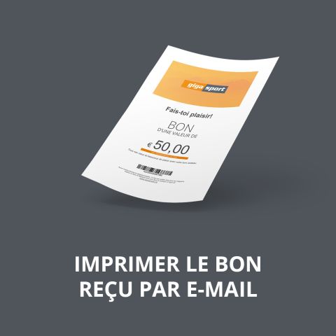 Un bon d'achat de 50 € avec le logo "gigasport" et un code-barres flottant au-dessus du texte "IMPRIMER LE BON REÇU PAR E-MAIL" sur un fond gris.